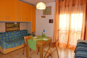 Essential studio apartment near the beach
